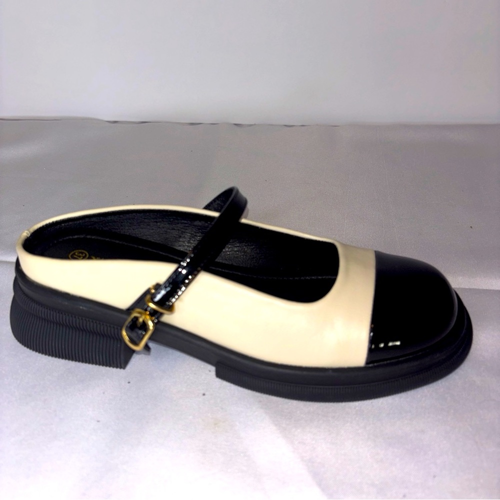 NEW Xin Jing Womens Mary Jane’s  Shoes Beige Black Close Toe Open Back Size 6.5